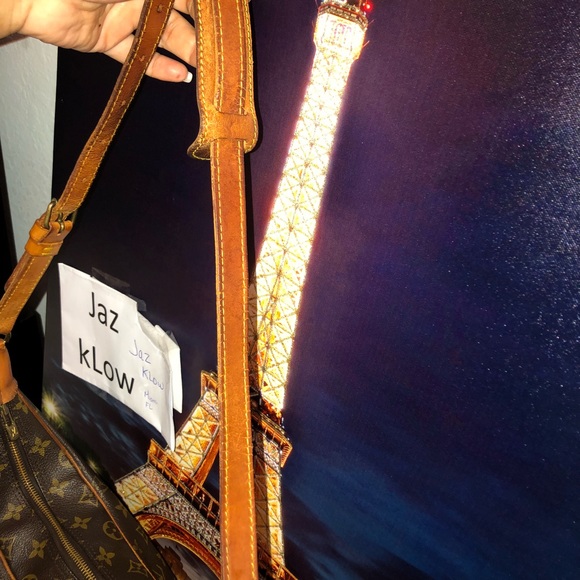 ❌SOLD❌ LV Boulogne 35 Monogram - Picture 6 of 8